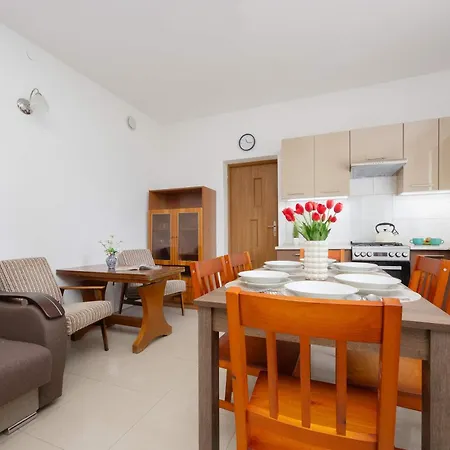 Spacious House With Parking & Garden By Noclegi Renters Casa de Férias Varsóvia